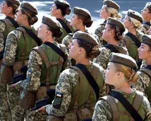 Військовий облік жінок розпочнеться з 1 жовтня: хто у перших рядах і для кого будуть винятки