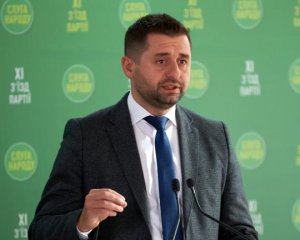 У &quot;Слузі народу&quot; назвали маніпуляцією опитування про корупцію