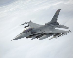 У США сказали, коли українські пілоти зможуть літати на F-16