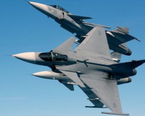 Українські пілоти завершили тестове тренування на винищувачах Gripen ‒ міністр оборони Швеції