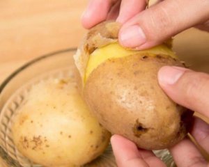 Не трісне шкірка і матиме особливий смак: як правильно варити картоплю &quot;в мундирі&quot;