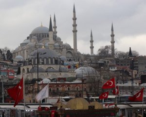 Непогода может натворить бед в Турции, там объявили об опасности