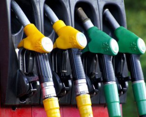 Эксперт объяснил, почему в Польше цены на топливо дешевле, чем в Украине