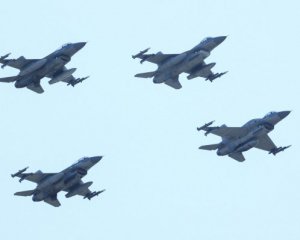 Українські пілоти почнуть навчання на F-16 з наступного тижня - ЗМІ