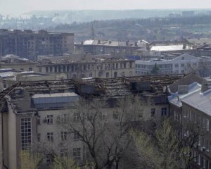 Оккупанты снесли завод в Мариуполе