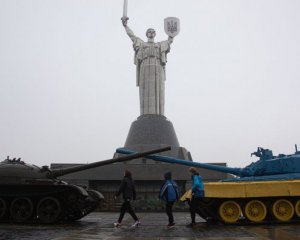 На "Родину-мать" в Киеве можно подняться: сколько это стоит