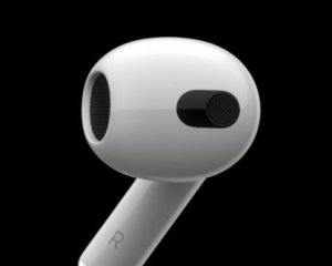 Apple збирається оновити навушники AirPods