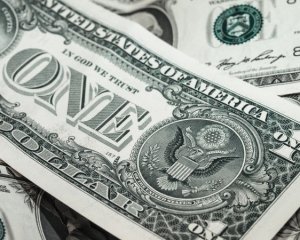Долар подешевшав: що з курсом валют
