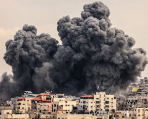 Армія Ізраїлю оточує Газу