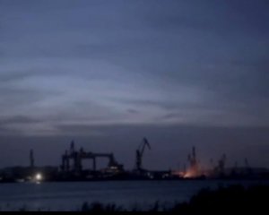 Росія офіційно підтвердила пошкодження корабля внаслідок удару по Керчі