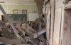 Россияне сбросили авиабомбу на школу и обстреляли жилой квартал - видео последствий