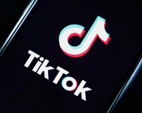 TikTok обнародовал ежегодный отчет: самые популярные видео, исполнители, песни и тренды за 2023 год