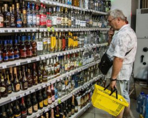 Українці купують більше алкоголю - дані статистики
