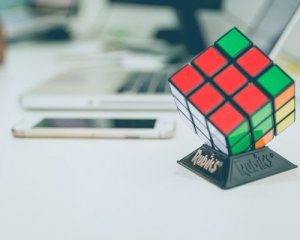 Звідки взялась зайва гривня: цифрова головоломка "ламає" мозок