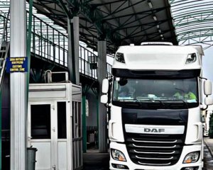 Що відбувається на кордоні з Угорщиною після акції тамтешніх перевізників