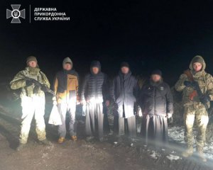 "Паломницька екскурсія" за $12 тис.: казначея лаври з ряженими попами спіймали прикордонники