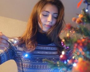 Багато людей помиляються: як насправді правильно прикрасити ялинку гірляндою