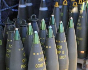 Украина получит от Германии дополнительные снаряды