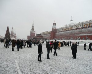 У новорічну ніч в РФ поліція затримала тисячі мігрантів