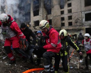 В Киеве выросло количество погибших и пострадавших от российской атаки