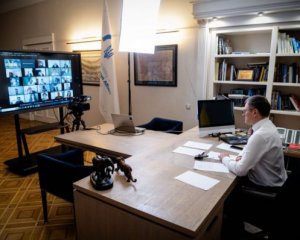 Кулеба зібрав українських дипломатів і дав важливе завдання