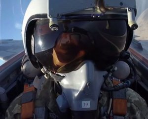 На війні загинув український льотчик з позивним  Blue Helmet