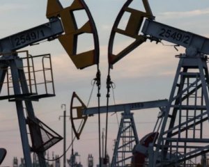 Россия усугубляет бурение нефтяных скважин, санкции мало повлияли на это - Bloomberg