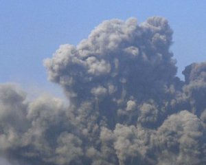 Извержение вулкана в Японии - власти предупредили об опасности
