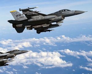 В Воздушных силах сказали, связаны ли массированные удары РФ с передачей Украине F-16