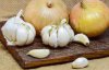 Лук и чеснок будут свежими до шести месяцев - как правильно хранить