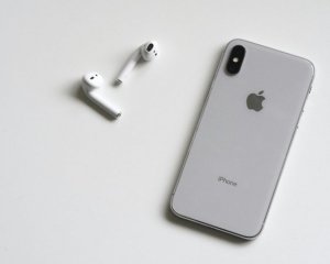 Apple впервые заняла первое место на рынке смартфонов