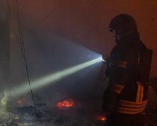 Загинули жінка та троє дітей: у Дніпрі вночі загорівся будинок