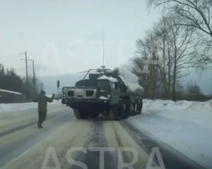 Біля Санкт-Петербурга встановлюють системи ППО - відео