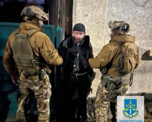 Бросил гранату во двор депутата: в Закарпатье задержали подозреваемого
