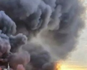 В Волгограде горит нефтеперерабатывающий завод. Фото: rbc.ua