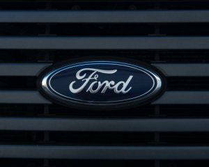 Ford собирается производить дешевые электрокары