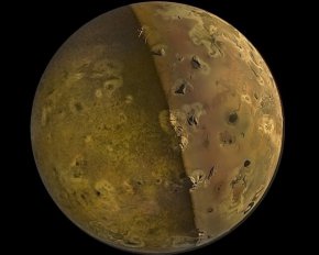 NASA сфотографировало извержения на спутнике Юпитера