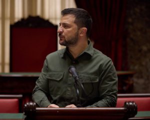 Зеленський утвердив продовження мобілізації та воєнного стану