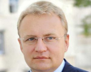 "Говорить бандерівською мовою" - мер Львова відповів на звинувачення з Польщі