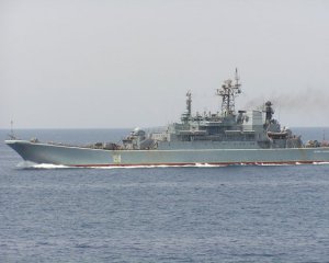 Тіла вантажили на узбережжі: Росія хоче приховати втрати серед екіпажу корабля "Цезар Куніков"