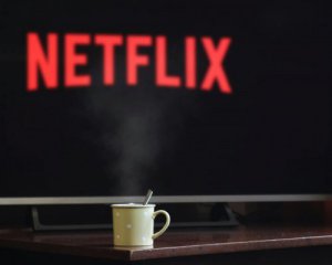 Смотреть контент на Netflix станет дороже - СМИ