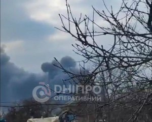 Окупанти вдарили по торговому центру в Нікополі: відео