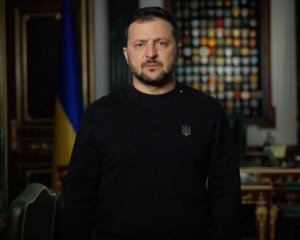 Зеленский поблагодарил украинских воинов и высказался о псевдовыборах в России