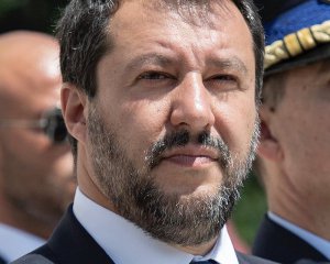 Віцепрем'єр Італії закликав прийняти путінські вибори