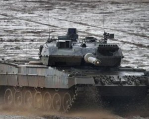 Іспанія передасть Україні нову партію танків Leopard 2A4