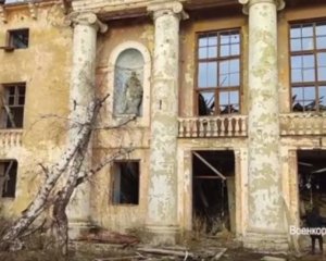 &quot;Лежит в руинах&quot;: показали поселок на Луганщине, который оккупанты захватили в 2022 году