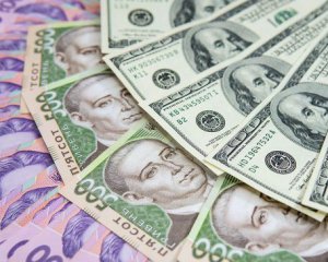 Украина может отказаться от привязки гривны к доллару - НБУ