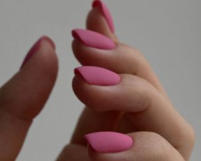 Для коротких и длинных ногтей: идеи маникюра, которые никогда не выходят из моды