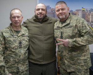 Сирського запитали, чому Зеленський звільнив Залужного. Що відповів генерал