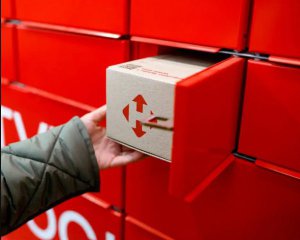 "Нова пошта" скасувала оплату за переадресацію по всій Україні